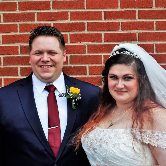 Meet your Posher, Cameo - Picture 1 of 1